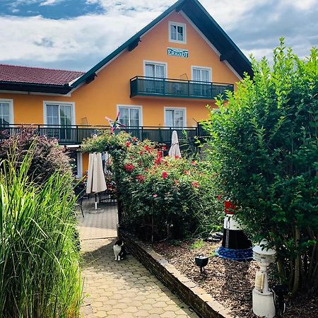 Landhotel Erhardt バート・ヴァルタースドルフ エクステリア 写真
