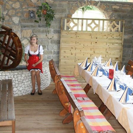 Landhotel Erhardt バート・ヴァルタースドルフ エクステリア 写真